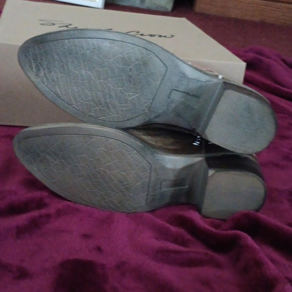 Sheryl Crow size 6 and 1/2 American flag western boot - Picture 2 of 7